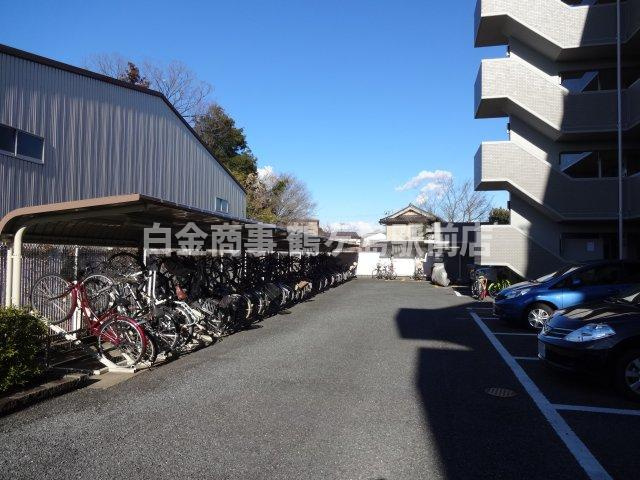 フォルテコート若葉のその他|自転車置き場