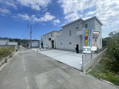 【前面道路含む現地写真】 | 南城市玉城糸数4期（全2棟）1号棟 | ※北東側公道4m♪