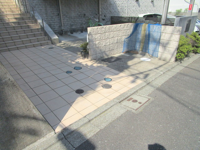 大田区北馬込１丁目の賃貸マンションのエントランス