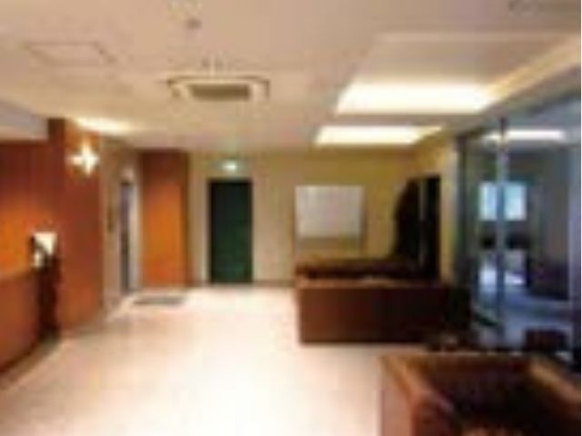 アクシア新宿御苑のロビー