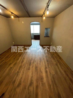 【居間・リビング】 | 小若江1丁目貸家