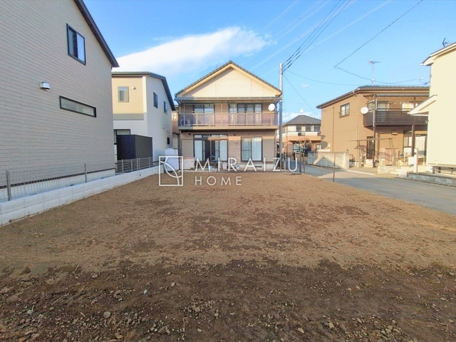 【前面道路含む現地写真】 | 陽の光をたっぷりと浴びながら気持ち良く生活が出来ます。夢のマイホーム、夢ではなく実現出来ます！見学・ご相談等、お気軽にご連絡下さい。