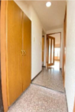 モンサンルージュの玄関