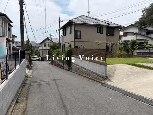 【仲介手数料０円】相模原市緑区若葉台7丁目　新築一戸建ての前面道路含む現地写真|【仲介手数料０円】相模原市緑区若葉台7丁目　新築一戸建て
