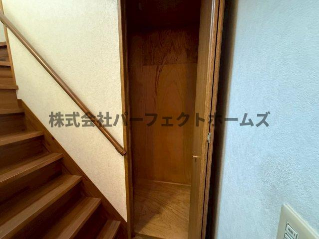 東香里南町戸建　賃貸の収納|小物を収納するのに便利です