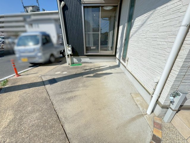 改装済み３ＬＤＫ◆南東角地◆駐車スペース２台可能◆２沿線利用可能◆宇治市大久保町井ノ尻の駐車場|駐車スペース