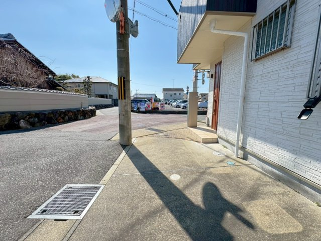 改装済み３ＬＤＫ◆南東角地◆駐車スペース２台可能◆２沿線利用可能◆宇治市大久保町井ノ尻の駐車場|駐車スペース