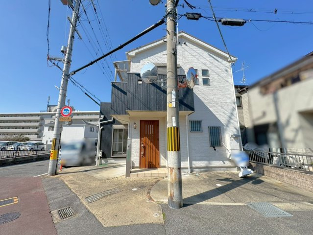 改装済み３ＬＤＫ◆南東角地◆駐車スペース２台可能◆２沿線利用可能◆宇治市大久保町井ノ尻の外観|外観