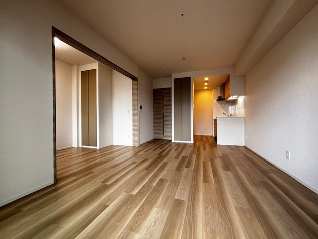 ローレルタワー堺筋本町の居間・リビング