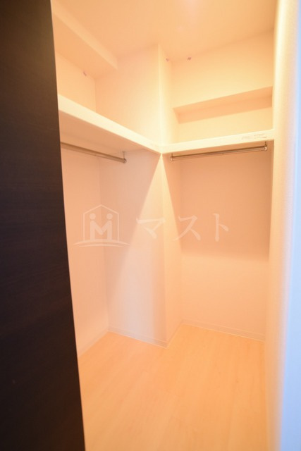 デセンテ北梅田の収納|※建物内別間取参考写真