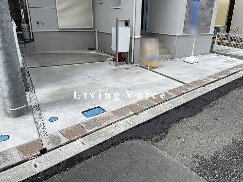【仲介手数料０円】座間市南栗原3丁目3期　新築一戸建て　2号棟　全2棟の駐車場|座間市南栗原3丁目3期　新築一戸建て　2号棟　全2棟