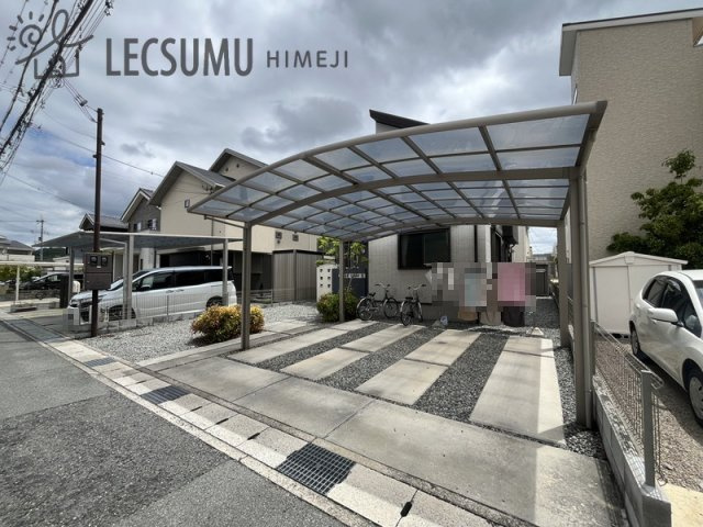 姫路市大塩町汐咲3丁目/中古戸建の駐車場