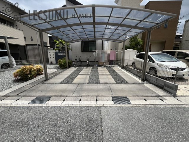 姫路市大塩町汐咲3丁目/中古戸建の駐車場