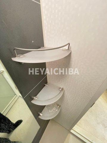 プレール・ドゥーク秋葉原Ⅱの浴室|シャンプー置き場