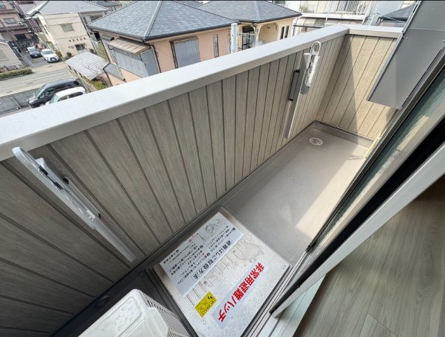 La maison青木町Ⅰのバルコニー