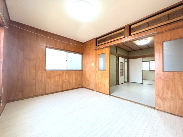 錦織東1丁目貸家の寝室
