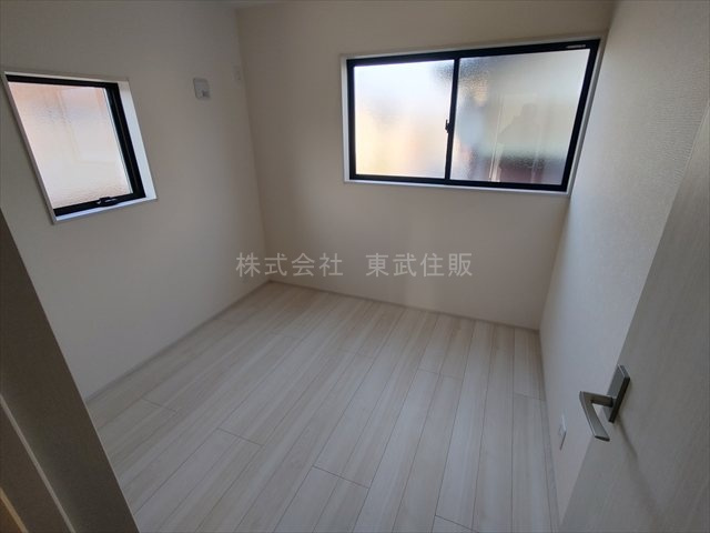 【内装】 | 寄居町桜沢　全3棟　3号棟 | 洋室4.75帖北東側