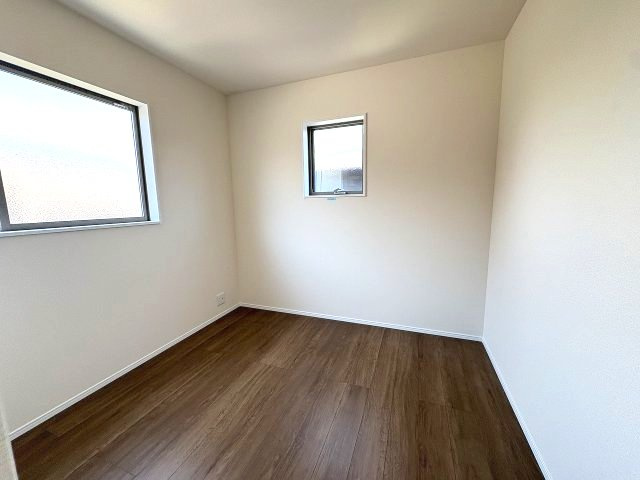 【子供部屋】 | 福岡市南区鶴田1丁目　1号棟（全4棟）【仲介手数料無料・0円】 | 現地写真。