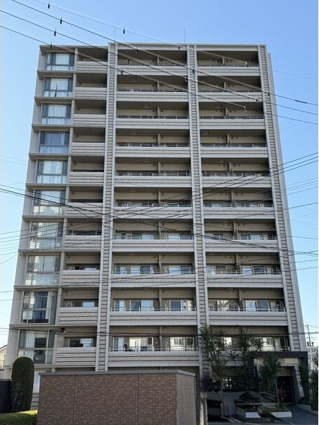 ヒルクレストELGRAND本山の外観