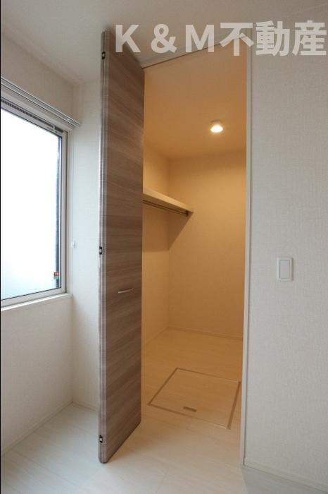 サイドガーデン南増尾　A棟の収納|収納のためのスペースです