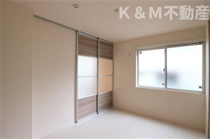 サイドガーデン南増尾　A棟の居間・リビング|おしゃれな居間です