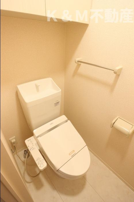 サイドガーデン南増尾　A棟のトイレ|シンプルで使いやすいトイレです