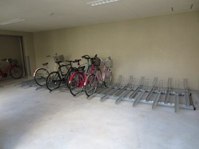 【その他共用部分】 | ＰＩＮＯ甲東園 | 駐輪スペースです