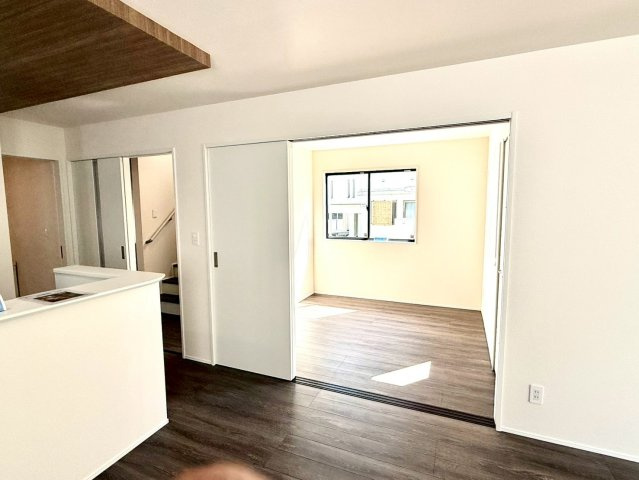 グラファーレ南城市知念安座真３期・３号棟のその他|LDK18帖に隣接した洋室4.5帖