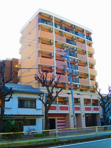 Luxe緑橋の外観