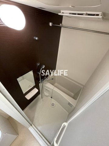 Luxe緑橋の浴室