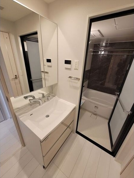 さくらHills ROKUBAN Platinum Residenceの洗面所
