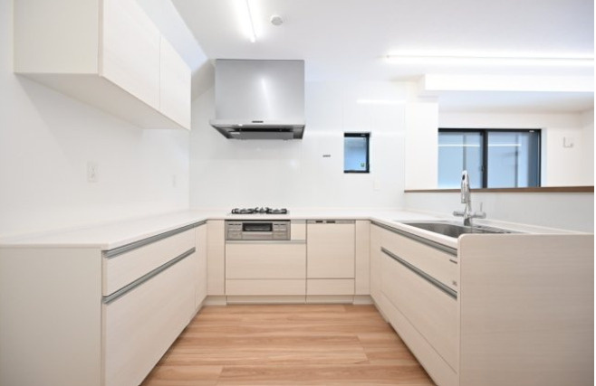 大田区南千束３丁目戸建のキッチン