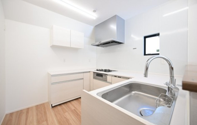 大田区南千束３丁目戸建のキッチン