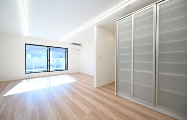 大田区南千束３丁目戸建の居間・リビング