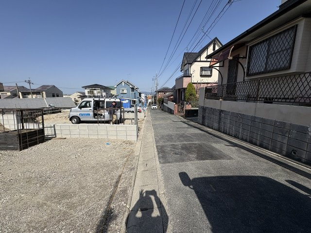 【その他】 | 福岡市南区鶴田1丁目　3号棟（全4棟）【仲介手数料無料・0円】 | 現地写真。前面道路です。