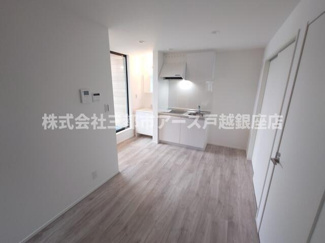 【内装】 | Ｇｌｏｓｓ　Ｔｅｒｒａｃｅ | Ｇｌｏｓｓ　Ｔｅｒｒａｃｅ