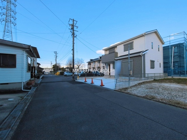 【前面道路含む現地写真】の画像