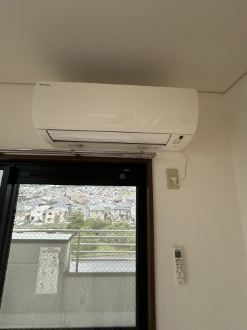 グローリア壱番館の居間・リビング