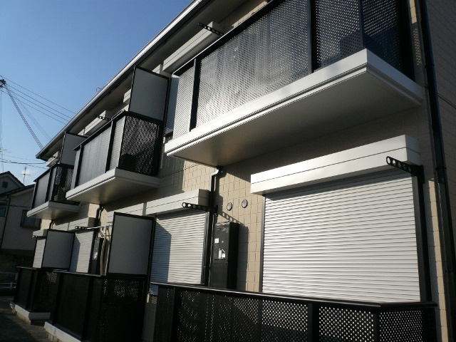 ルミエールモトヤマの外観