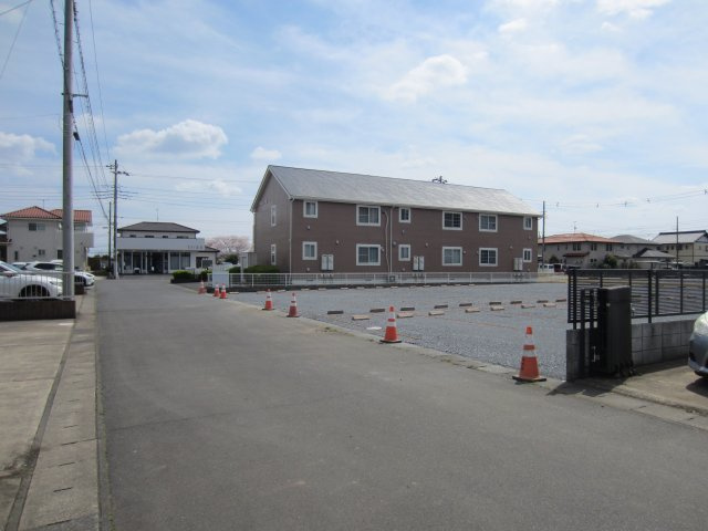 佐和駅前　西駐車場（G3パーキング）のその他|現地と接道の写真です。