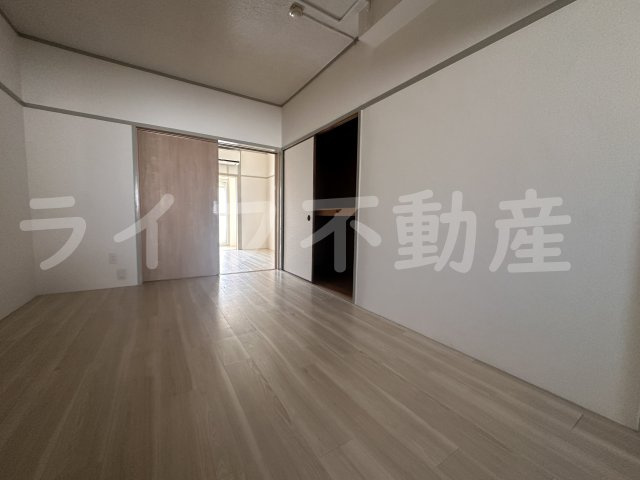 光陽マンションの居間・リビング