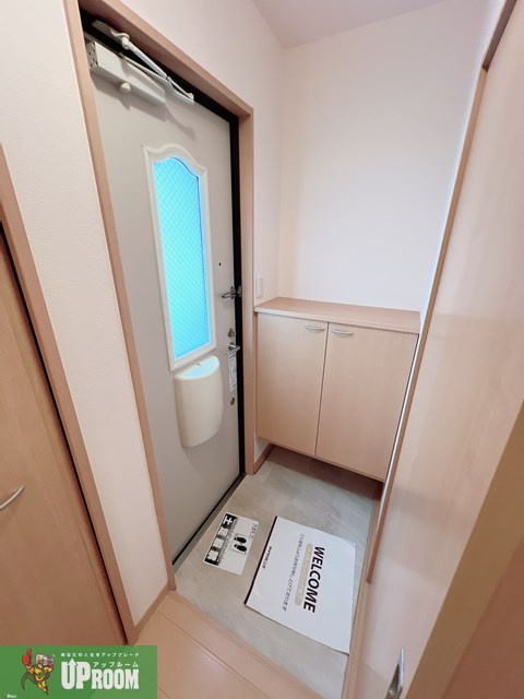 ポラリス Y・S Aの玄関