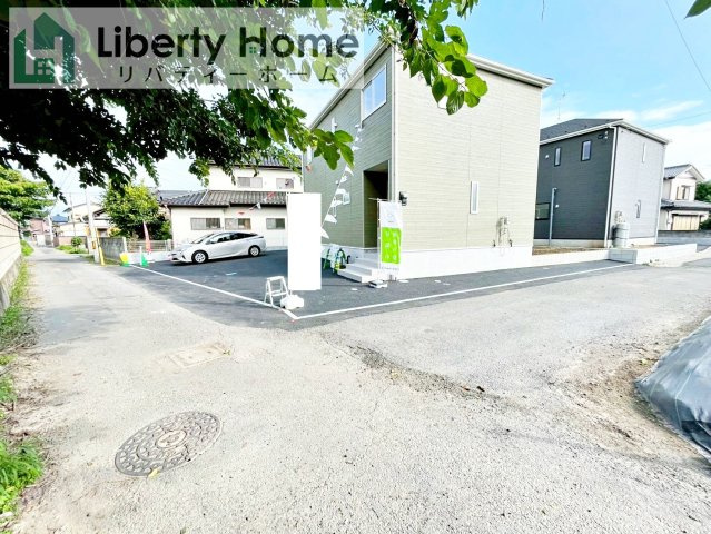古河市中田第7　新築戸建の前面道路含む現地写真