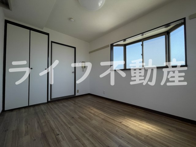 ハイツ笹の洋室|明るい洋室です