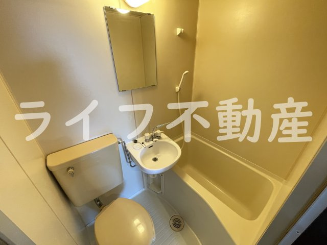 ハイツ笹の浴室|きれいなお風呂です