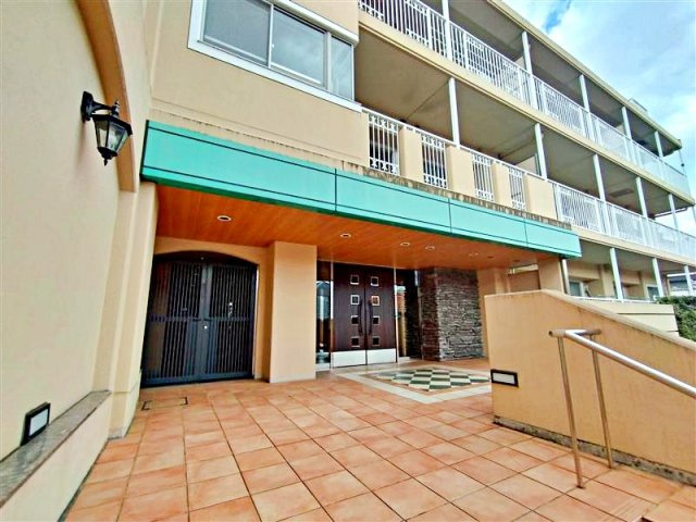 サンクタス横濱三ツ沢公園の外観