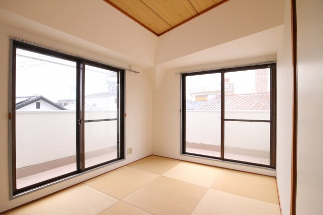 シャトー滝ノ茶屋の寝室