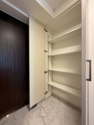 【収納】 | ソルレヴェンテ新梅田 