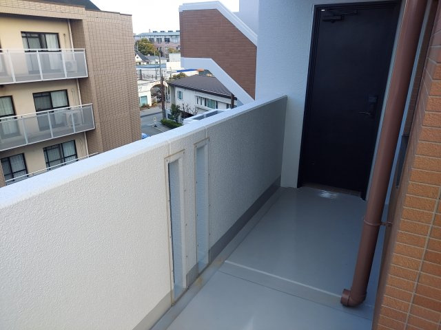 セントラル宝塚中山のバルコニー|北東側バルコニー