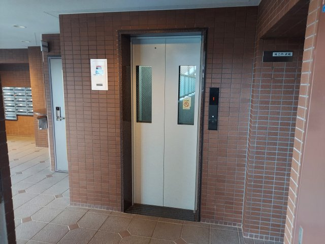 セントラル宝塚中山のその他共用部分|エレベーター